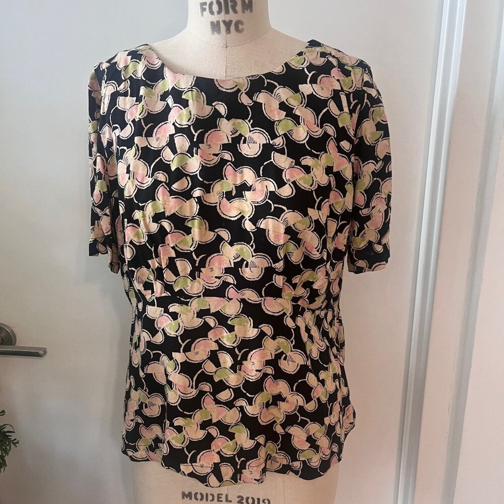 EMILY and FIN Geometric Print  Peplum Short Sleeve Top Size‎ XL